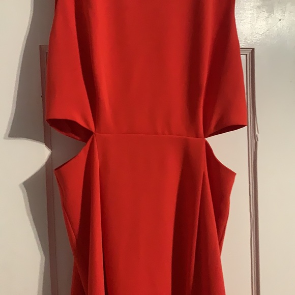 NWOT Trina Trina Turk Helena Cutout Sheath Dress 2 - Picture 6 of 11